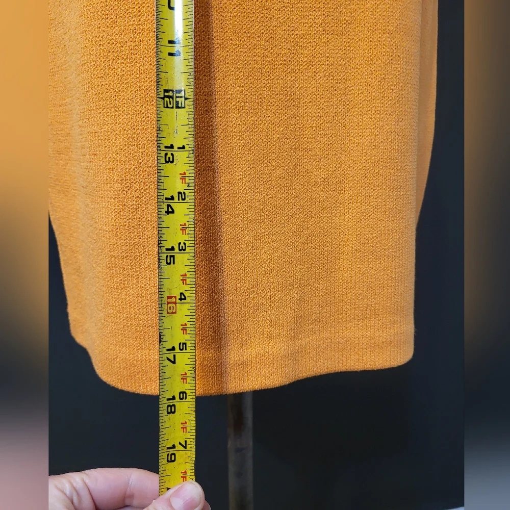 St. John Orange Two Piece Knit Skirt Set Size S / 2 - Picture 8 of 10